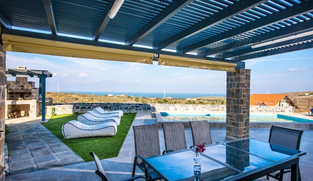 Anna Luxury Villa by Cretevasion