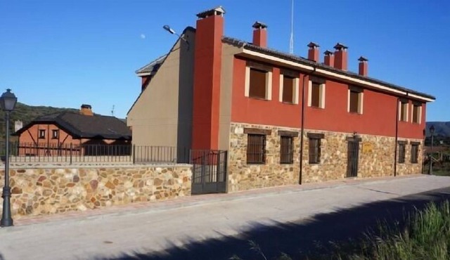 Apar. THE ERAS SIRRA DE AYLLON F (4 PEOPLE)