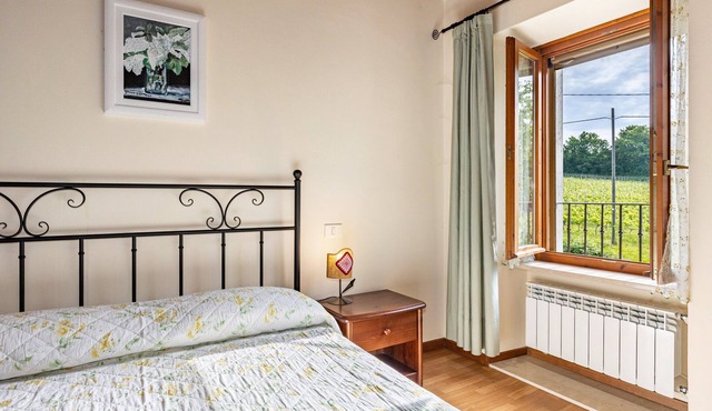 Apartment 'Appartamento Trilocale' with Shared Terrace, Shared Garden and Wi-Fi