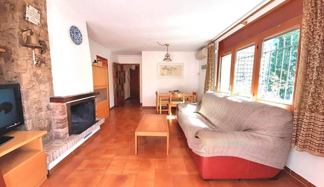 Apartment in Llafranc near Beach & Town