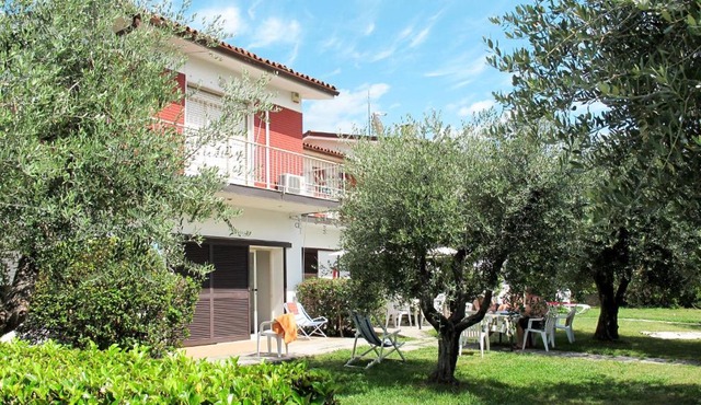 Apartment La Villa 2 by Interhome