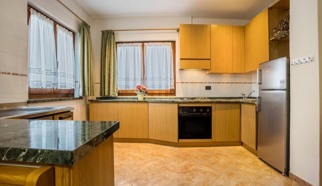 Apartment "Roncone" with Mountain View & Wi-Fi