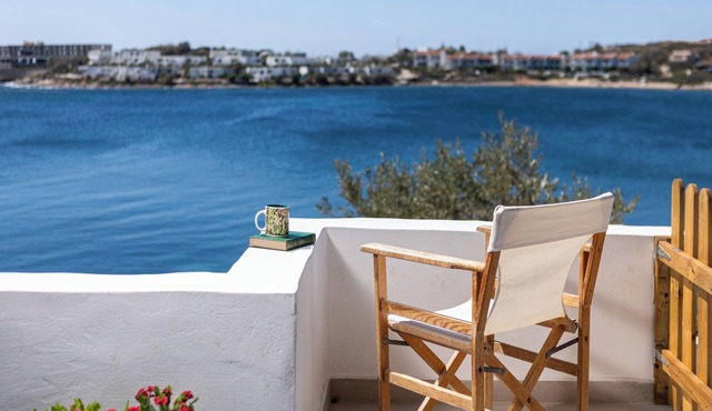Art Sounion, Seafront Elegance
