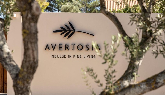 AVERTOSIA Luxury Villas