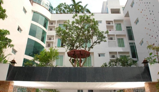 Bansabai Hostelling International