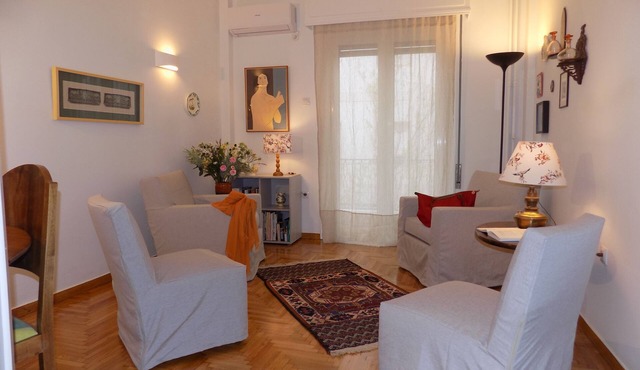 Beautiful 77m2 fully renovated apartment for 4 people