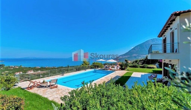 Beautiful sea view Villa Sunshine, for 6-7 guests
