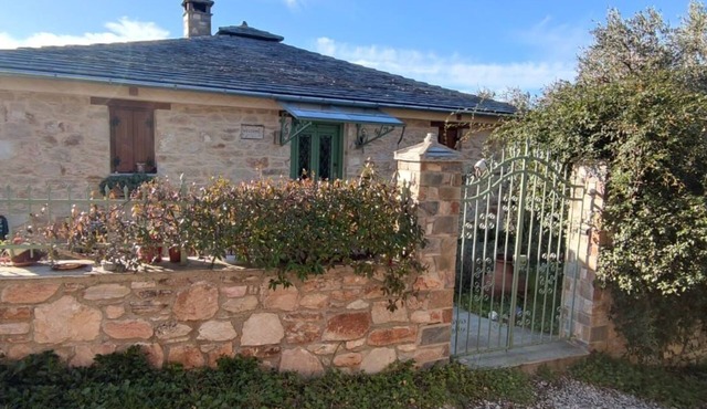 Beautiful villa in the Pelion with sea views