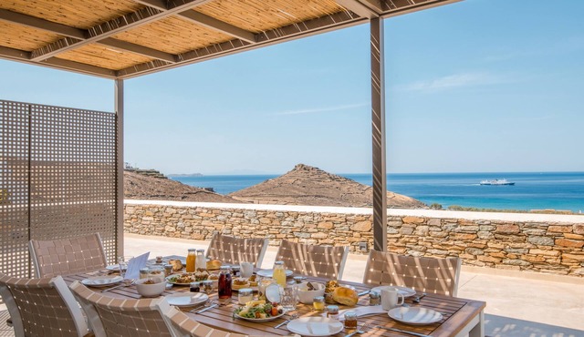Blue Gres 6 BDR Villa with private pool