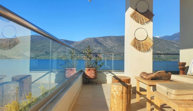 Boho Beach House in Itea- Delphi