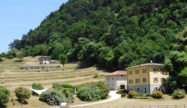 BORGO PARADISO - Charming 6-bedroom, 18 guests mas immersed in 15 acre parkland