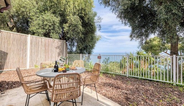 Boutique Pool Apt. Balzi Rossi - Capri, Ventimiglia, Italy