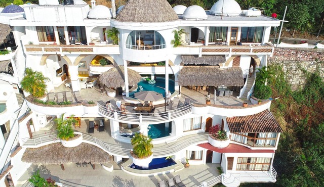 Breathtaking views over the entire Banderas bay from Villa Azul