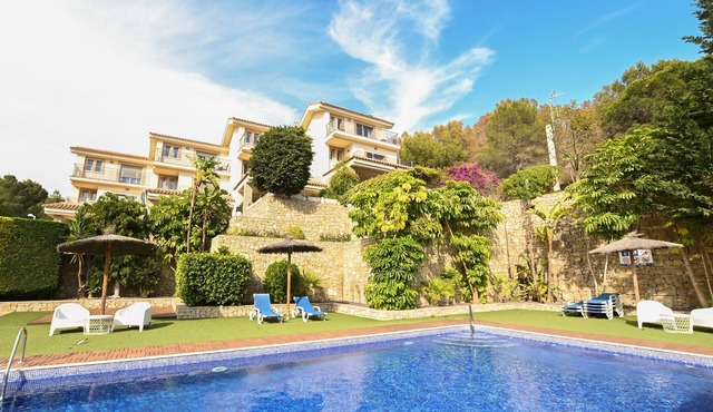 Bungalow 'Alegre Playa Grupo Terra De Mar' with Mountain View, Wi-Fi and Air Conditioning