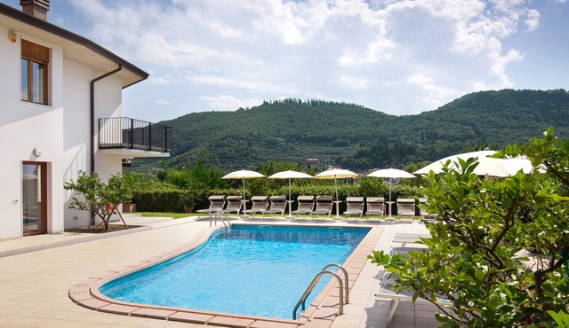 Cà Le Terrazze With Pool