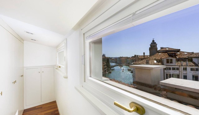 Ca' Cerchieri Terrace Canal View
