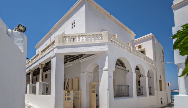 Cambanis Mansion. Splendid Old World Charm in Mykonos center.
