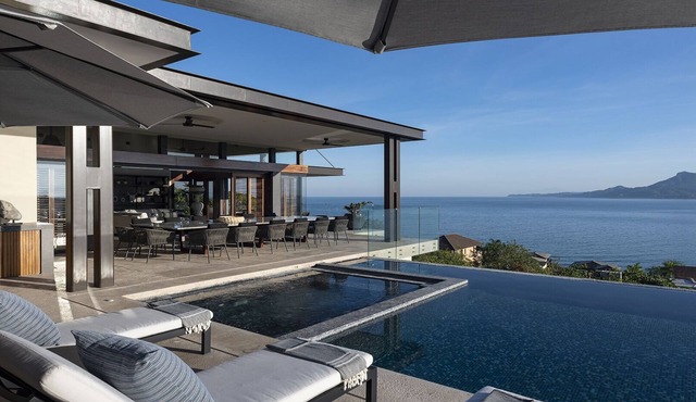 CASA MARIAS Private Luxury Villa in gated community with premier Golf membership