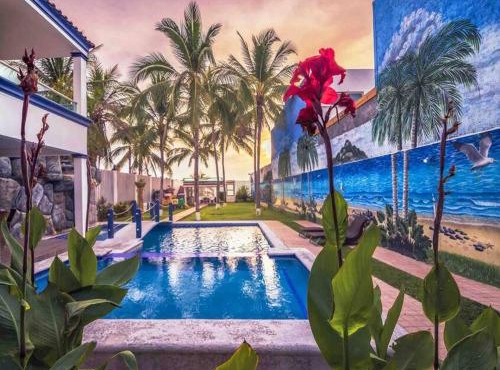 Casa Matanchen, On the Beach