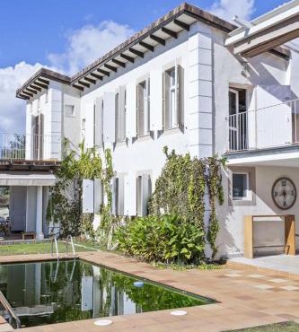 Casa vacacional con piscina, pádel y BBQ