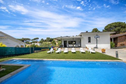Catalunya Casas Modern Marvel,15 min to Costa Brava beaches!