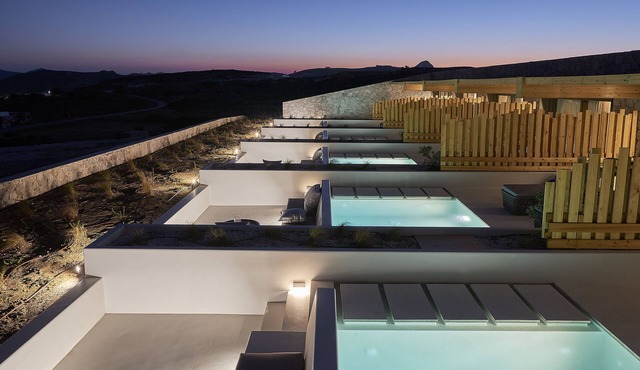 Cave Suites