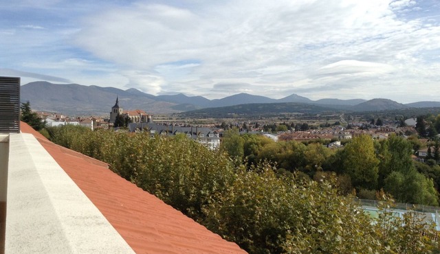 Central apartment with excellent views in El Espinar