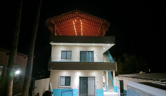 Charming 3-bedroom house with WiFi, AC in Loreto.
