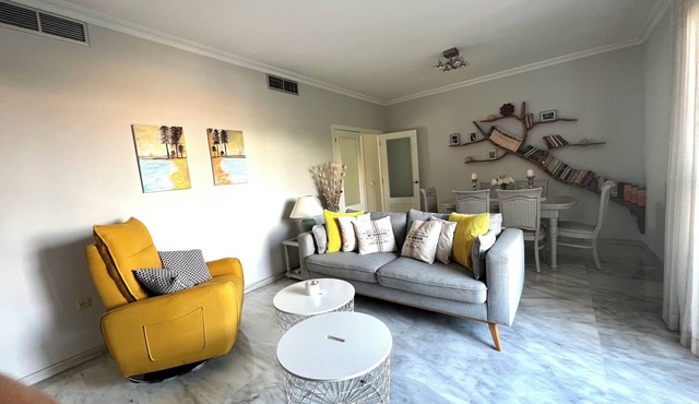 Charming Abode in Sevilla Este