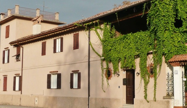 Charming, Large House In One Of The Best Wine Regions of Italy.