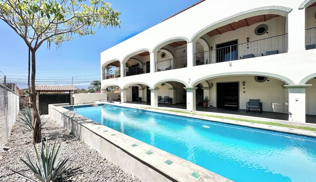 Charming Studio- Outdoor Salt Water Pool in Ajijic