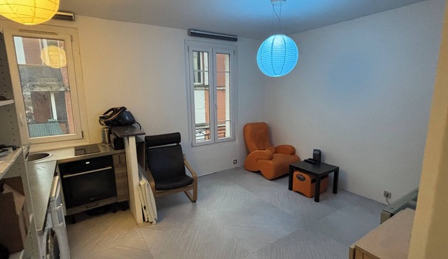 Comfortable apartment Paris rer Laplace