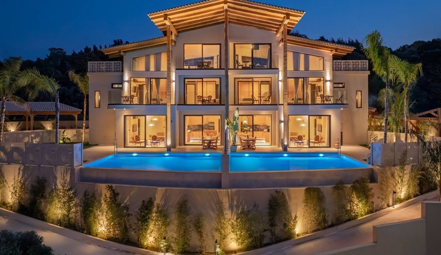 Costas Luxury Villas