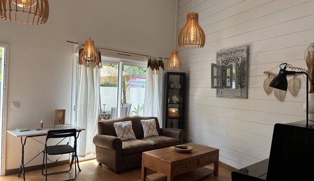 Cozy studio with a loft, piano, and pool access
