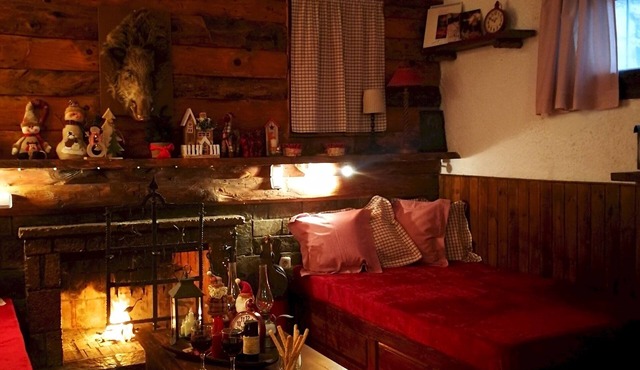 Dandy Villas Agoriani-Chalet Orelia-Fireplace-Up to 4 people