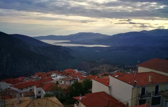Delphi Panoramic view 3