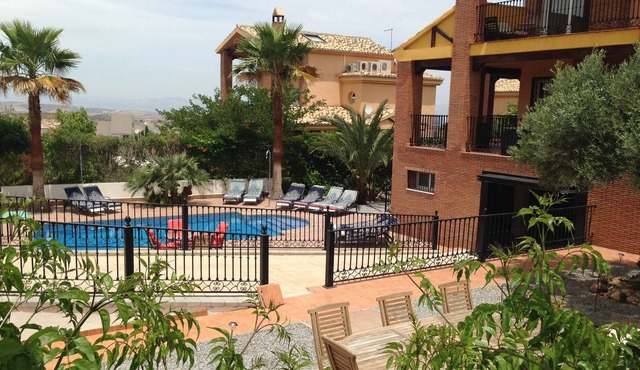 Detached Luxury Villa With Private Pool