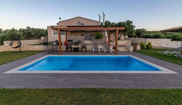Deva's Full View Villa