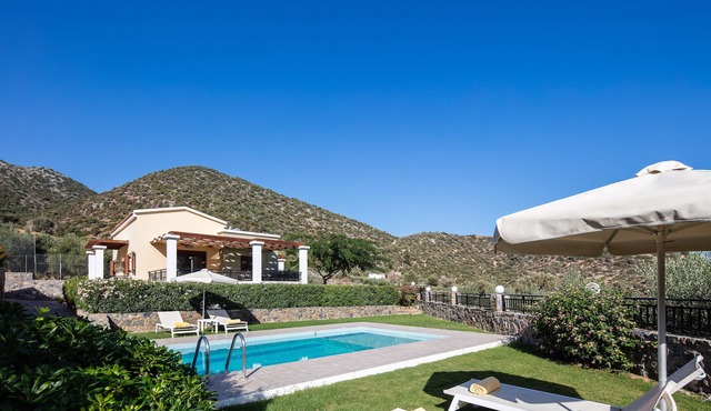 Dream Villa Orchidea, Cretan Gem with SeaViews