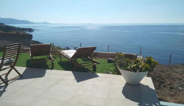 Dream villa with pool and sea view in south-east Crete