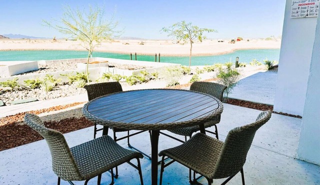 Eagle Village @ Islas del Mar C8