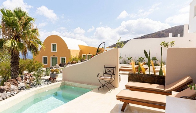 Exclusive Santorini Villa | 3 Bedroom Villa | Private Jetted Pool Sea View