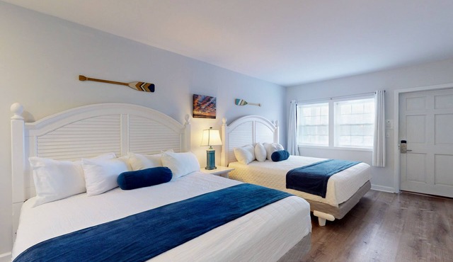 Expansive Double King Room for a Luxurious Group Stay