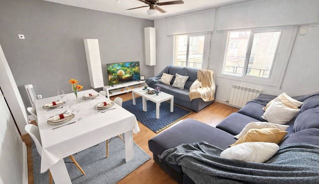Fantastic apartment in the city of Barcelona with parking