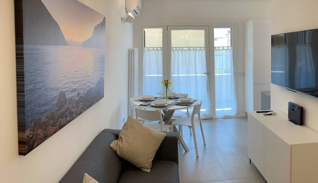 Fiorella House - First Floor