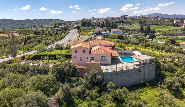 Galini villa, private pool , near amenities, Heraklion