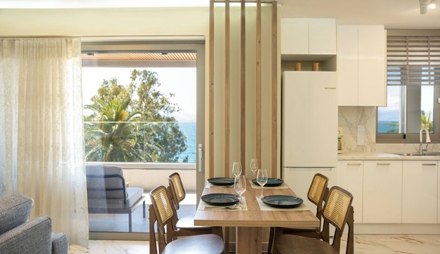 GET Seaside Vibe Apartment Loutraki