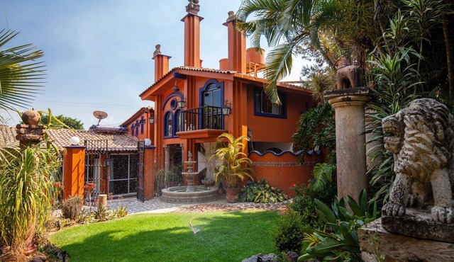 Gorgeous LGBTQ Mexican Hacienda Casa de la Paz- All are welcome!