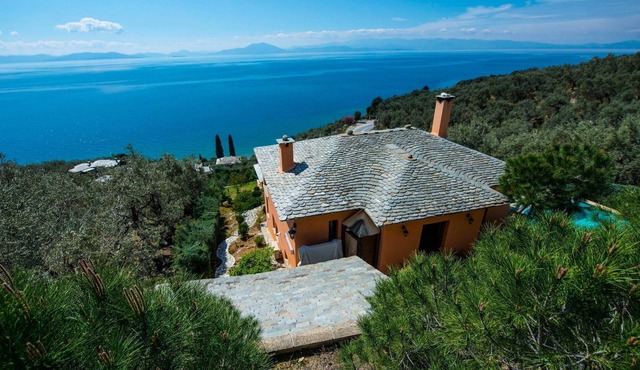 Great Pelion Villa | Villa 2 Cypresses | 4 bedrooms | Private Pool | Aghios.