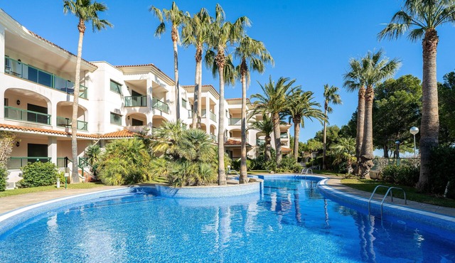 Holdiday Apartment 'Costa Linda 1' with Sea View, Pool & Wi-Fi